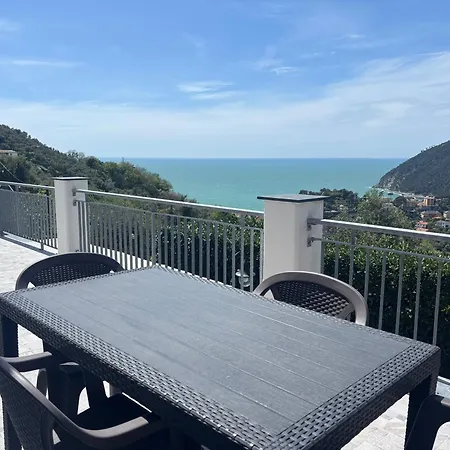 Solarolo Village Apartment Moneglia